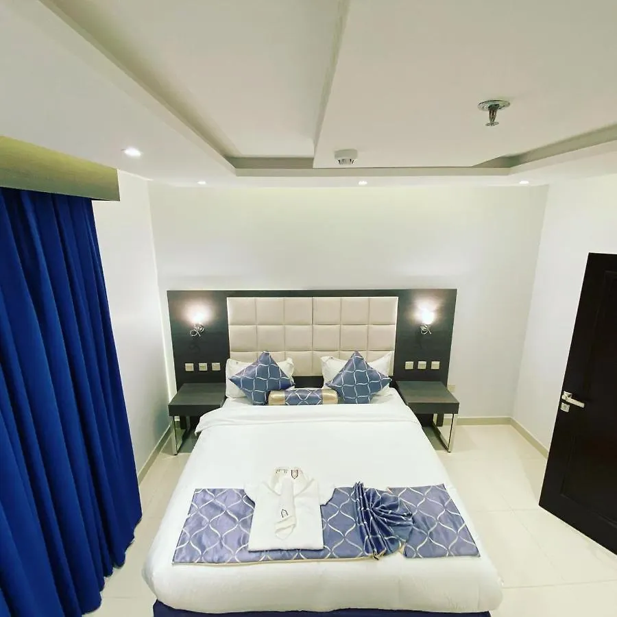Holiday Plus Hotel Suites Al Marwa - هوليداي بلس المروة Ar Rabwah
